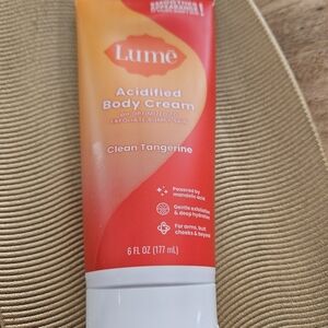 Lume Acidified Body Cream - Clean Tangerine